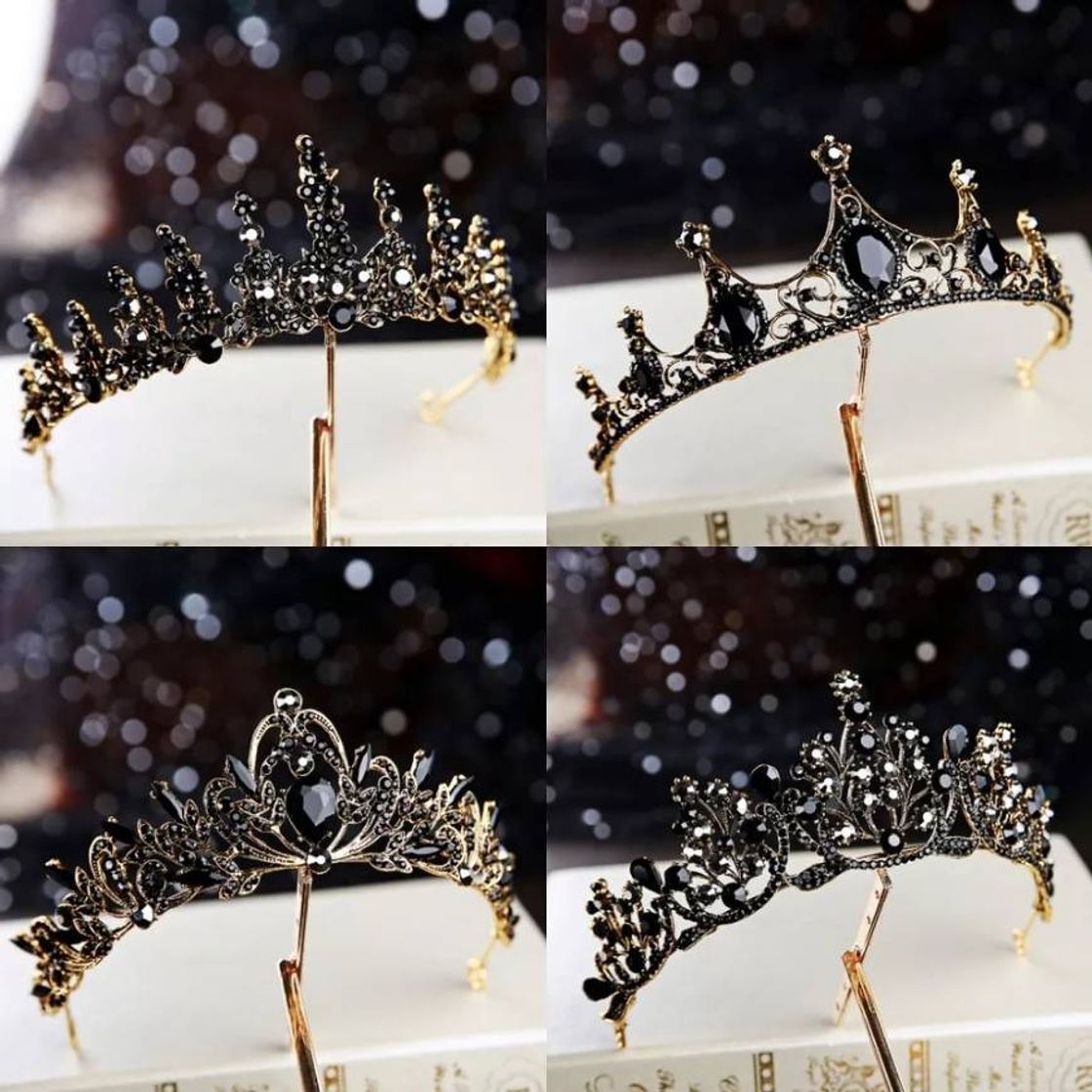 Social Black Crystal Crown