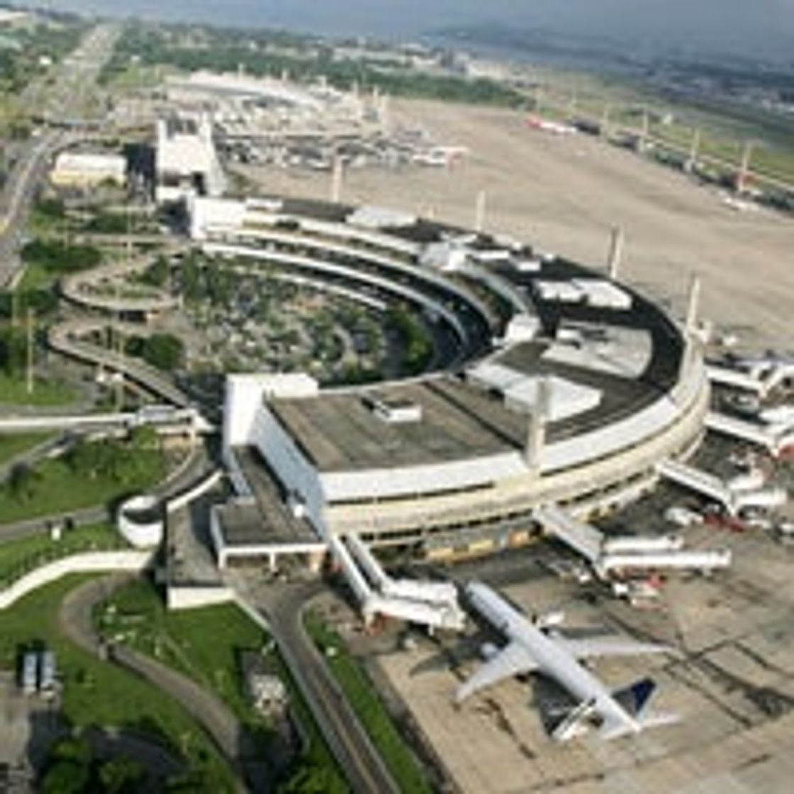 Place Aeroporto Internacional do Rio de Janeiro Galeão (GIG)