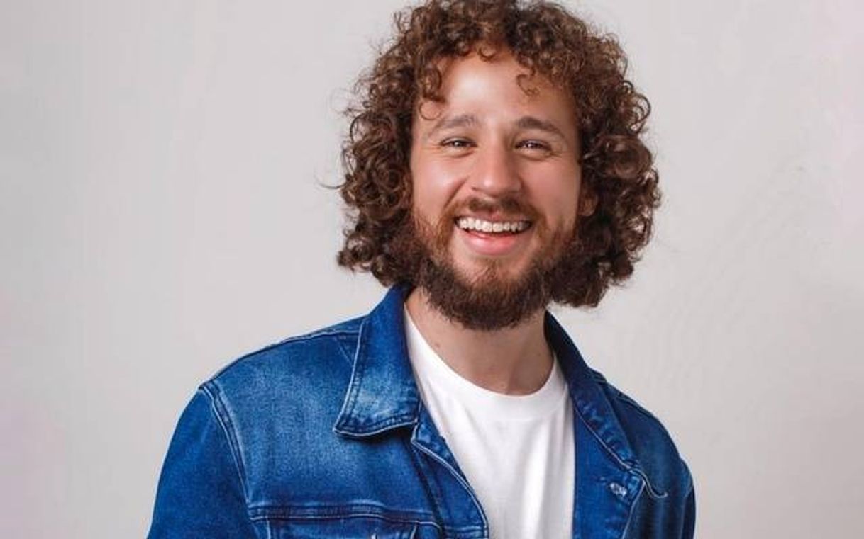 Fashion Imposible salir SOBRIO de esta ciudad, Luisito Comunica. 