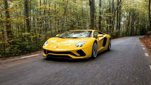 Lamborghini Aventador S | Lamborghini.com