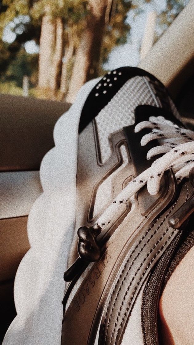 Social CHAIN REACTION SNEAKERS