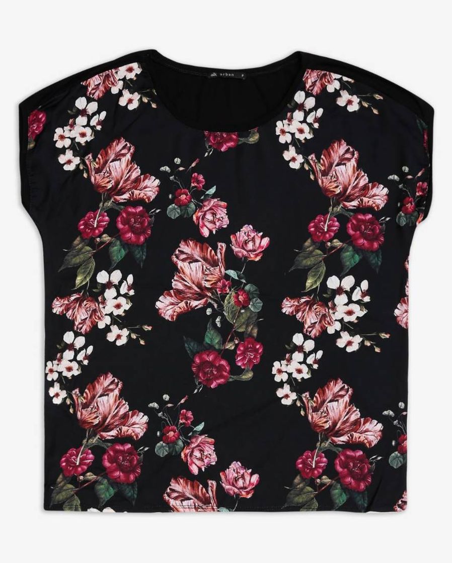 Fashion Blusinha preta com estampa floral