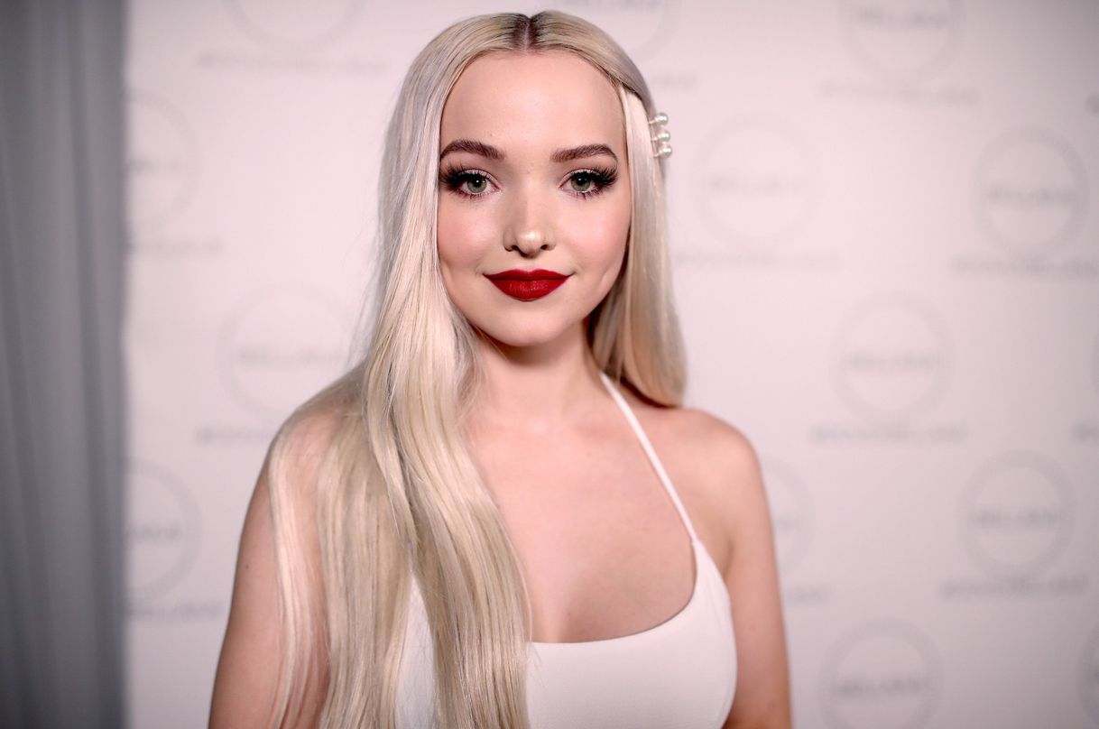 Moda Dove Cameron