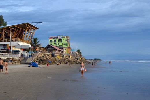 Montañita beach