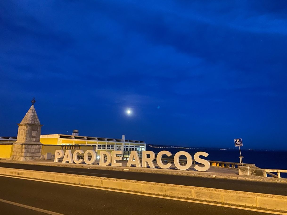 Place Paço de Arcos