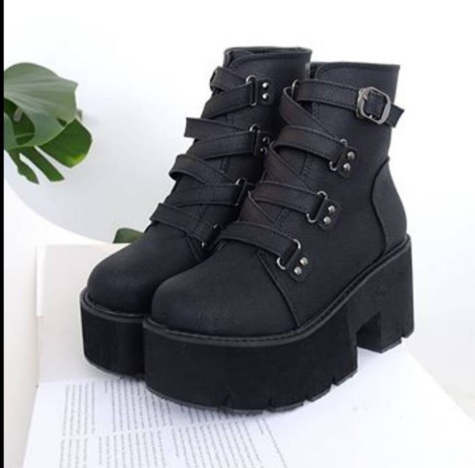 Fashion Rubber sole buckle leather pu platform boots SE20540