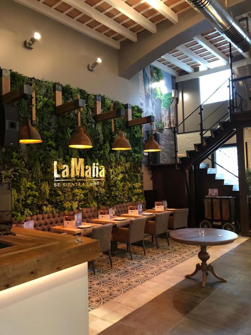 Restaurantes La Mafia se sienta a la mesa