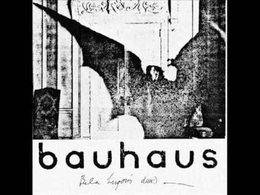 Bauhaus - Bela Lugosi's Dead (Original) - YouTube