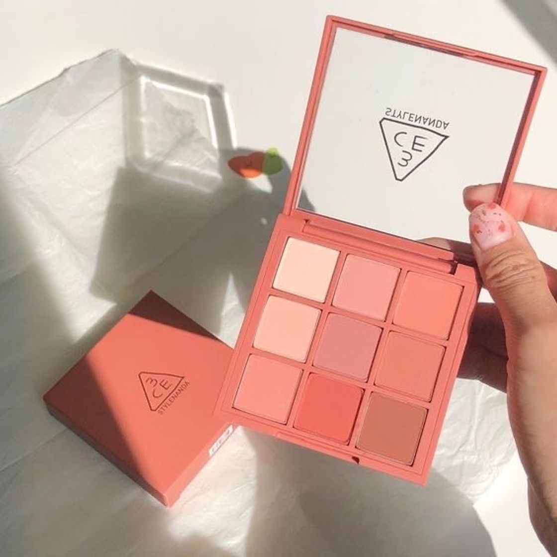 Social Rimmel Kate Sculpting Palette Coral Glow