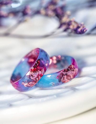 Resin ring blue and fuschia
