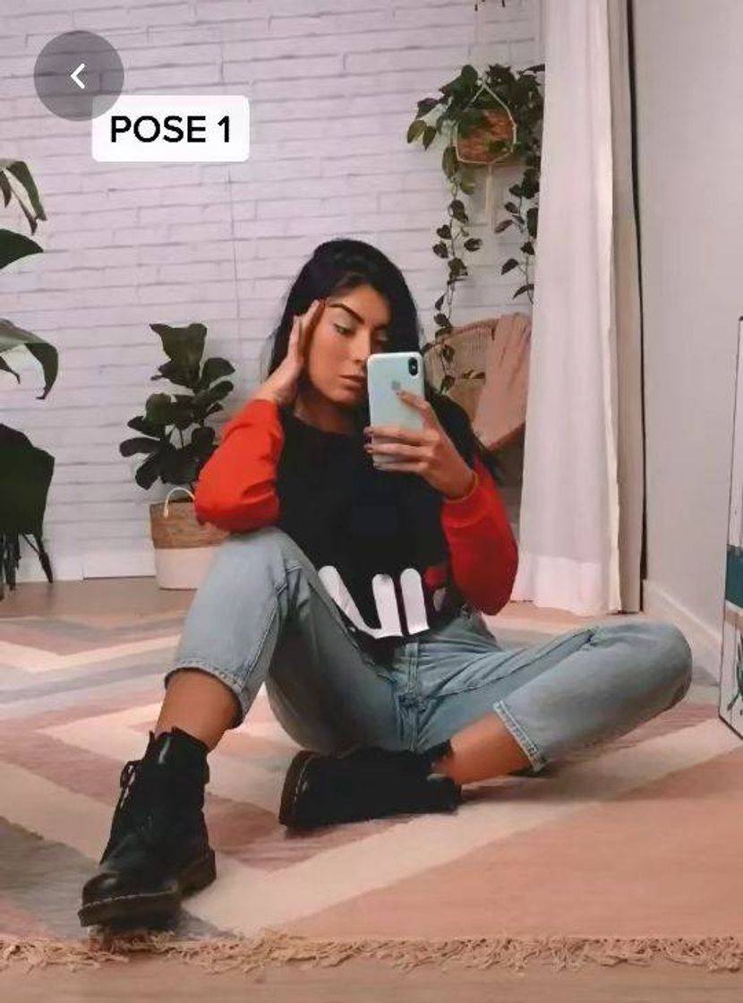 Social Mirror poses!