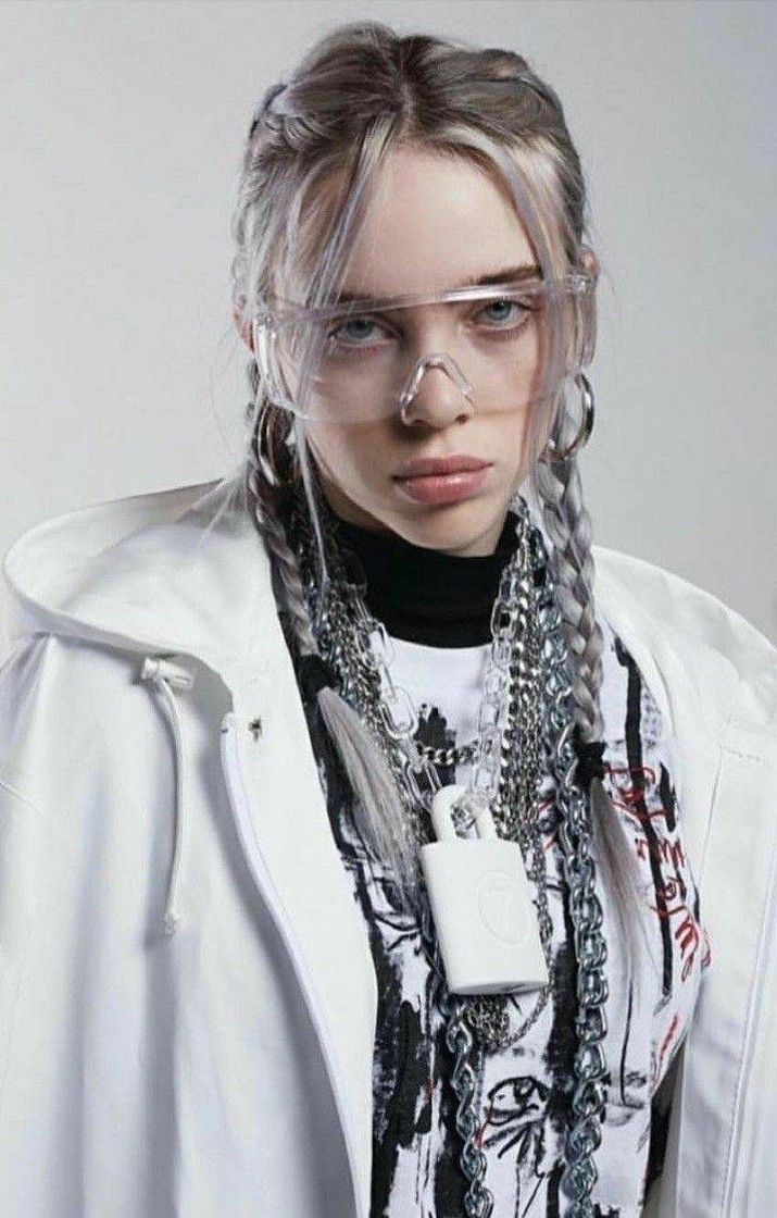 Moda Billie Eilish cabelo branco