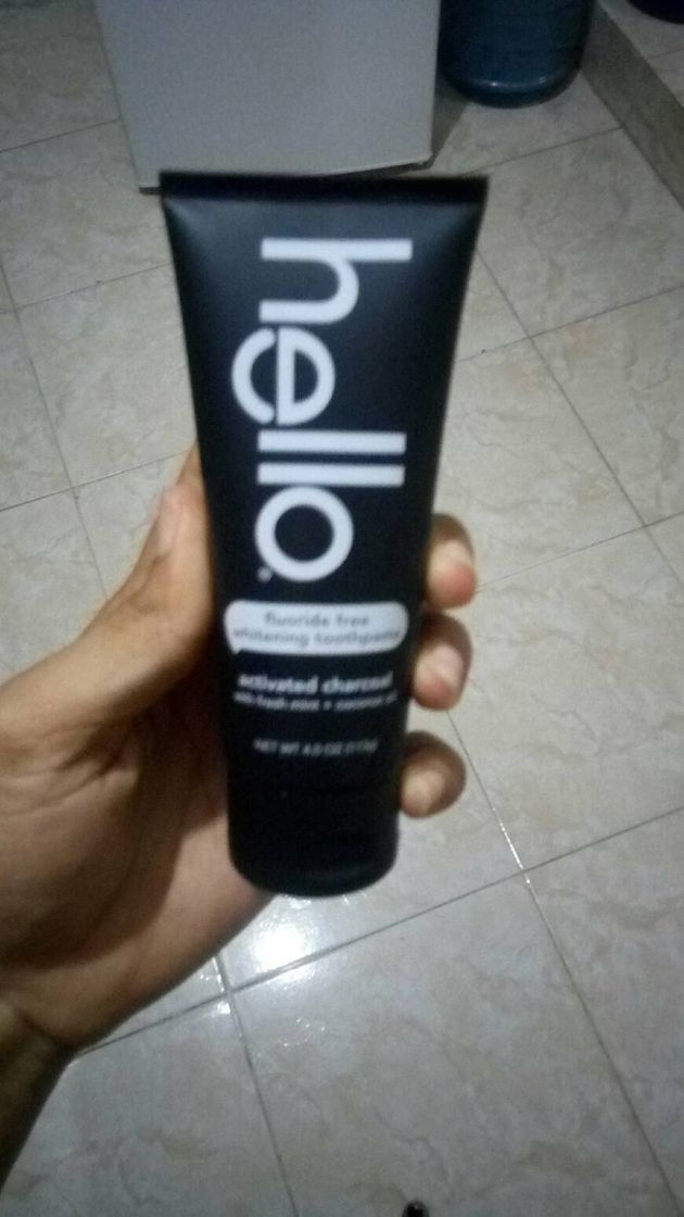 Social Activated charcoal whitening with fluoride