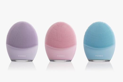 FOREO LUNA 3 for Normal Skin, Smart Facial Cleansing and Fir