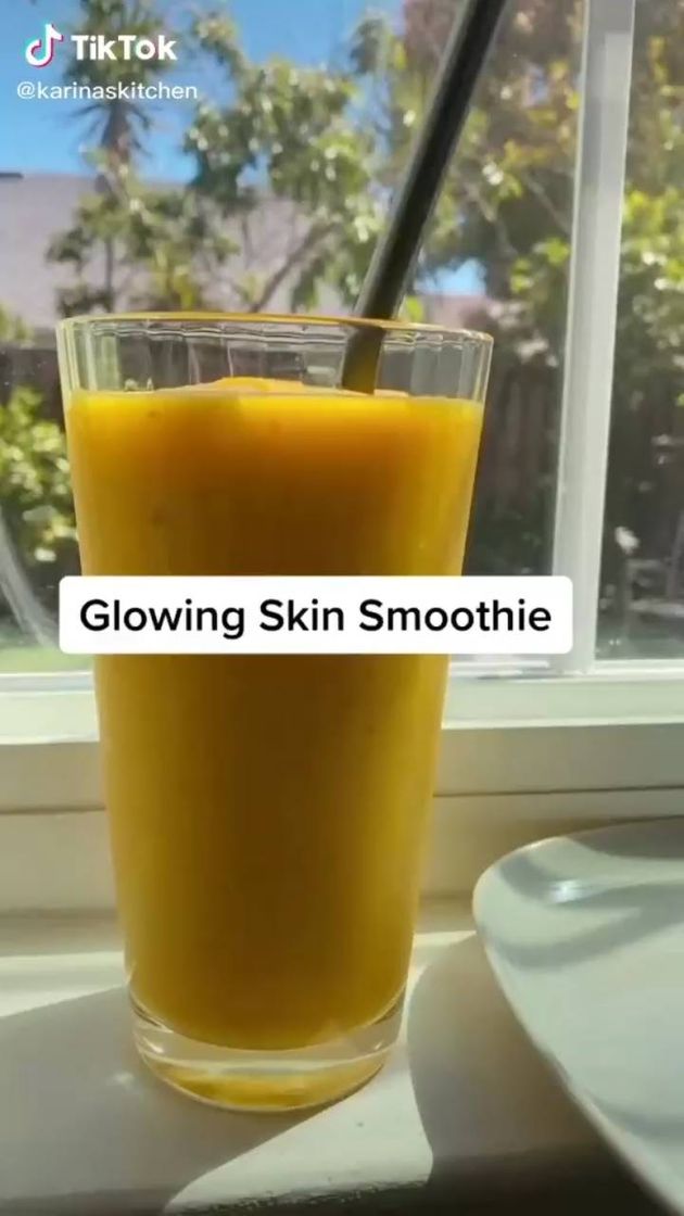 Fashion Glowing skin smoothie