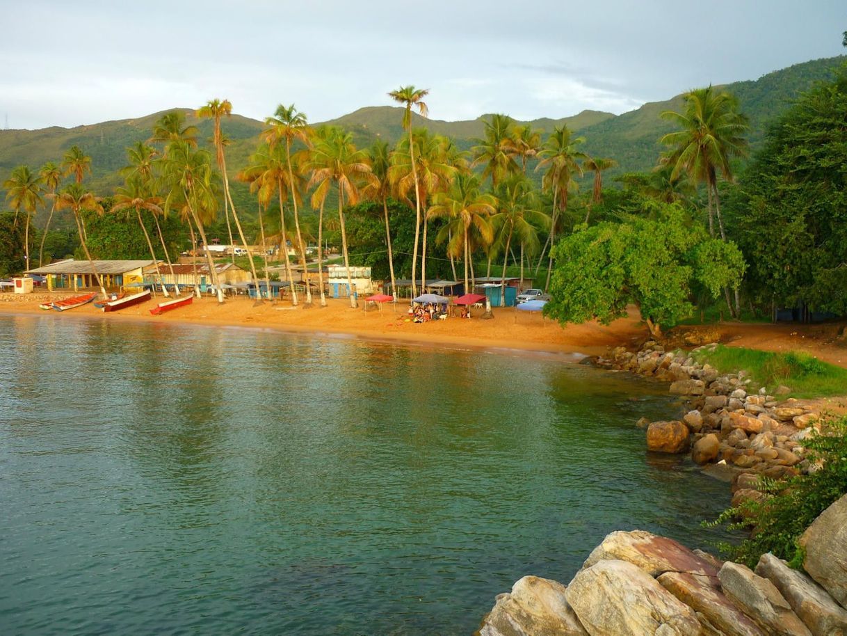 Lugar Playa Colorada