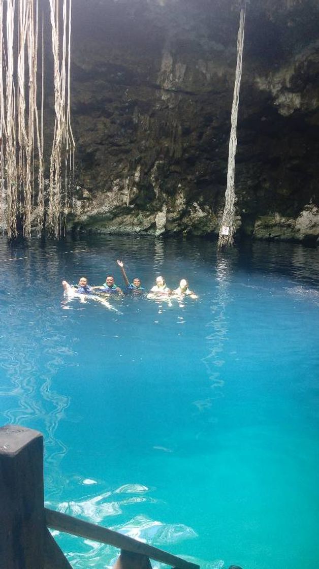 Lugar Cenotes Homún Yuc