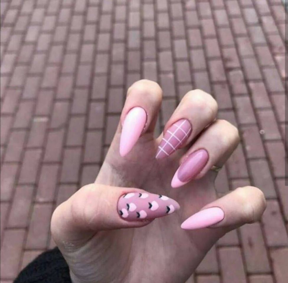 Moda Nail 