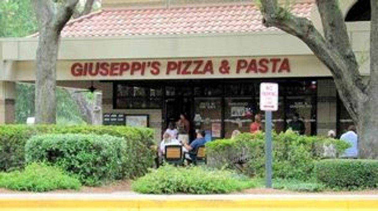 Restaurantes Giuseppi’s Pizza & Pasta