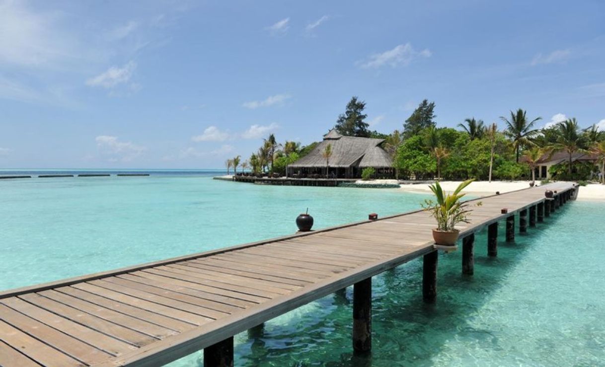 Place Komandoo Island Resort & Spa