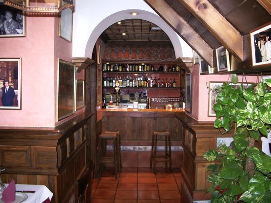 Restaurants Mesón Casa Luciano