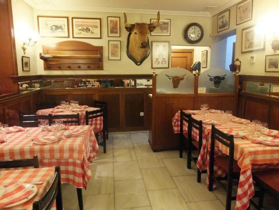 Restaurantes Buey Bistró “Antiguo Buey” Con Las Mejores Carnes a las Brasas Desde 1982