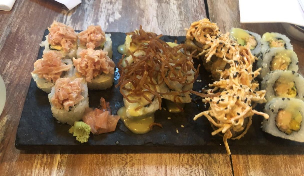 Restaurants Walking Pez Sushi Bogota