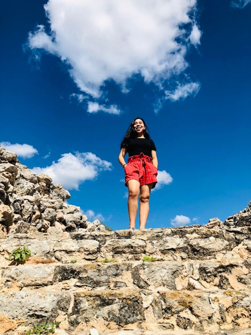 Place Zona Arqueológica de Izamal