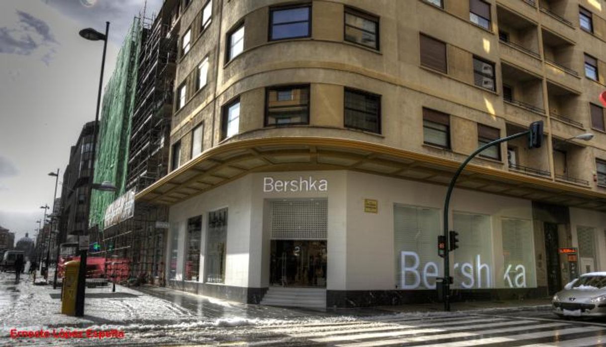 Place Bershka