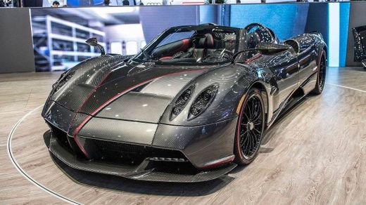 Pagani Huayra Roadster