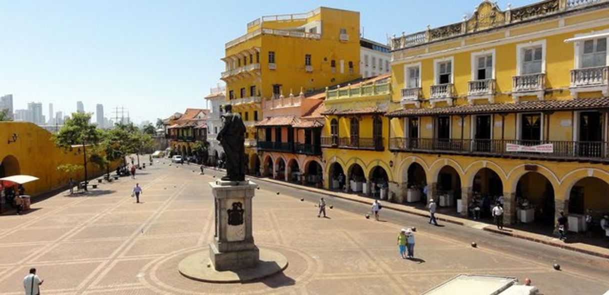 Place Plaza de Los Coches