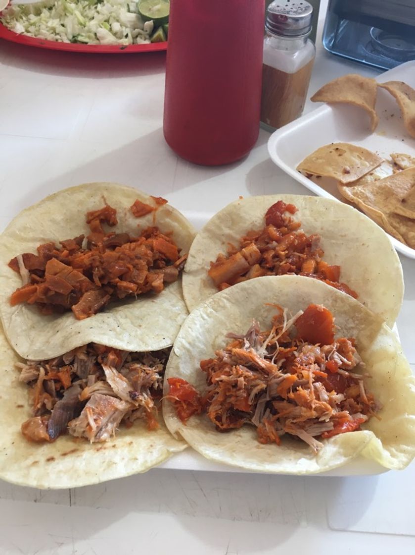 Restaurants CARNITAS TELLO