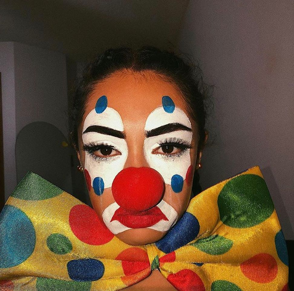 Moda Clown.