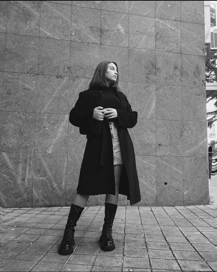 Fashion Long black coat and boots