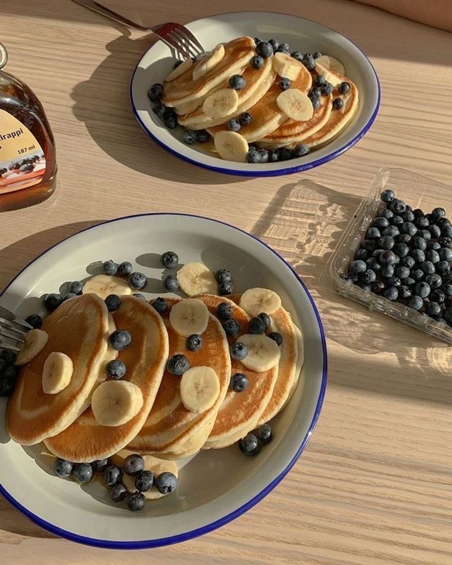 Moda Panquecas com banana e blueberry 🍌🥞