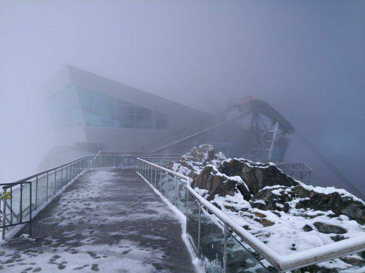 Place  𝑇𝑒𝑙𝑒𝑓𝑒𝑟𝑖𝑐𝑜 𝑀𝑢𝑘𝑢𝑚𝑏𝑎𝑟𝑖 𝑑𝑒 𝑀𝑒𝑟𝑖𝑑𝑎