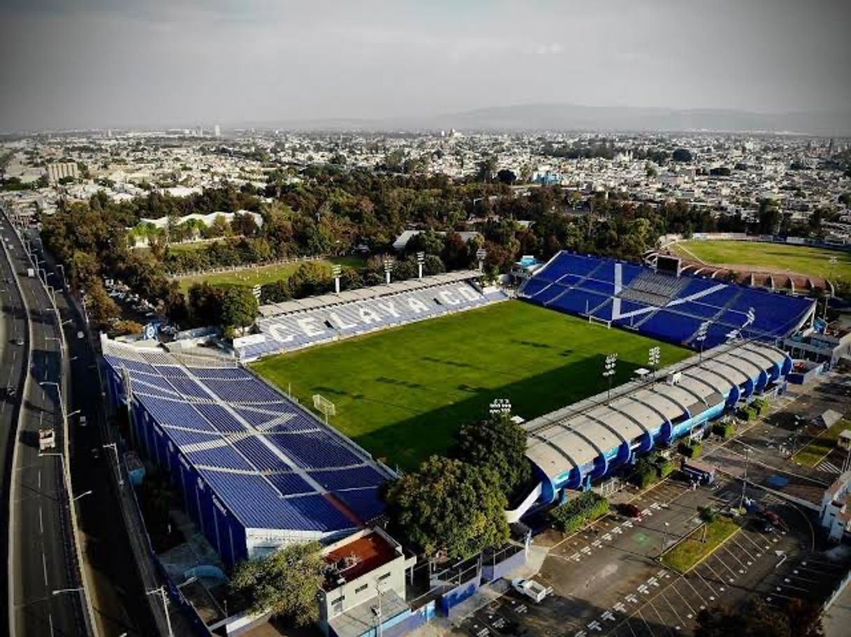 Lugar Estadio Miguel Alemán Valdez