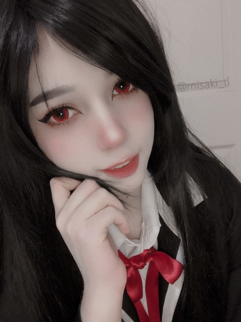 Social Red Colored Contact Lenses❣️