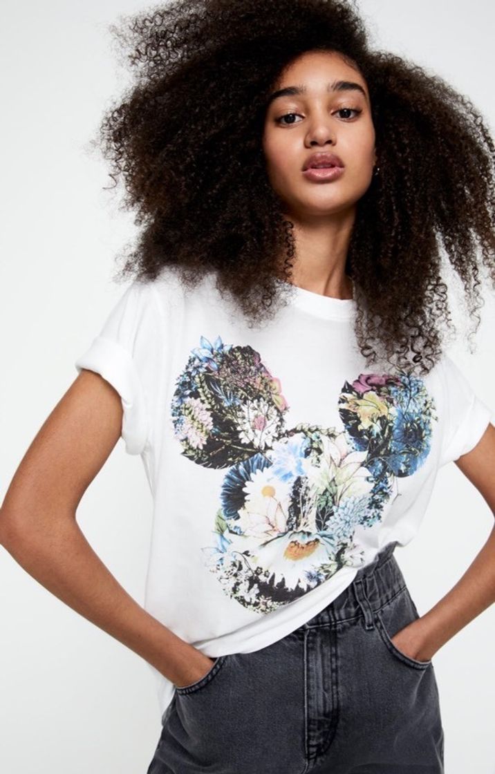 Producto Camiseta mickey mouse Flores pull and bear