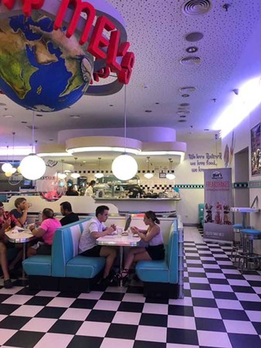 Restaurants Tommy Mel's (CC Aqua)