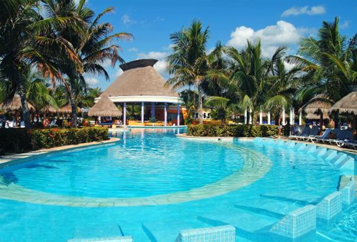 Lugar Iberostar Paraiso Beach