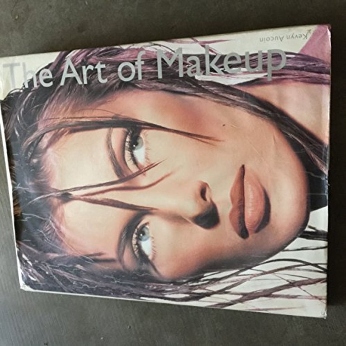 Books The Art of Make Up