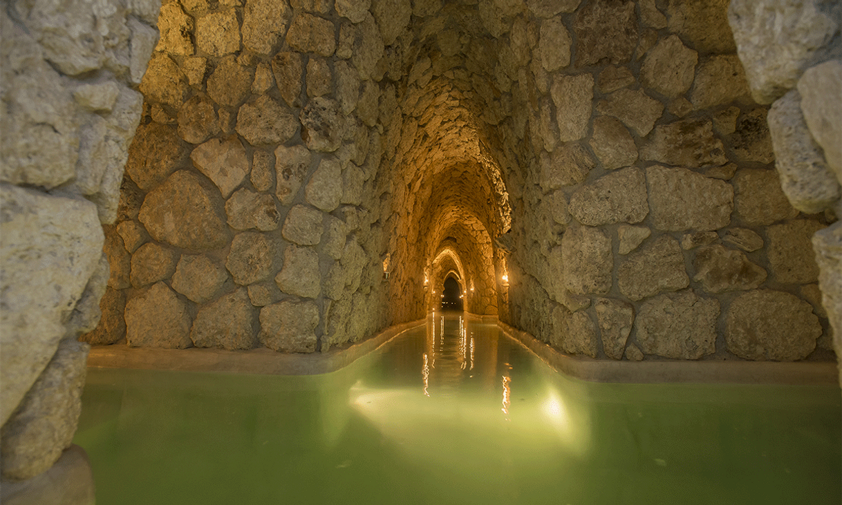 Lugar THE MAYAN BATHS