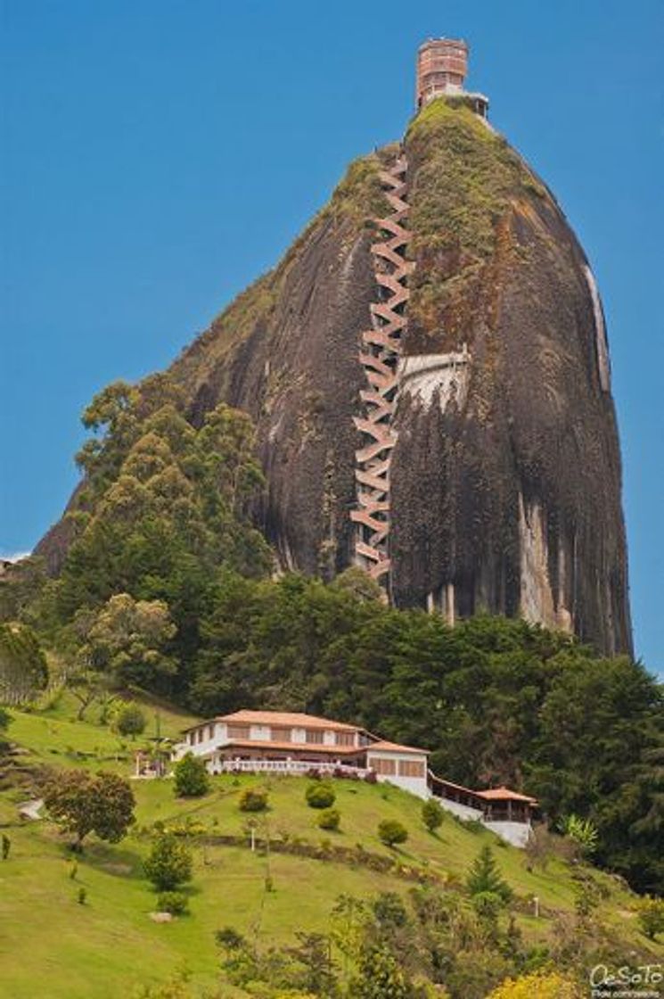 Places Peñon De Guatape