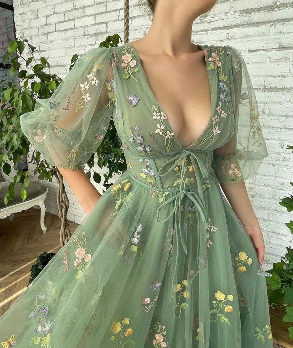 Moda Vestido simples e elegante 🥺