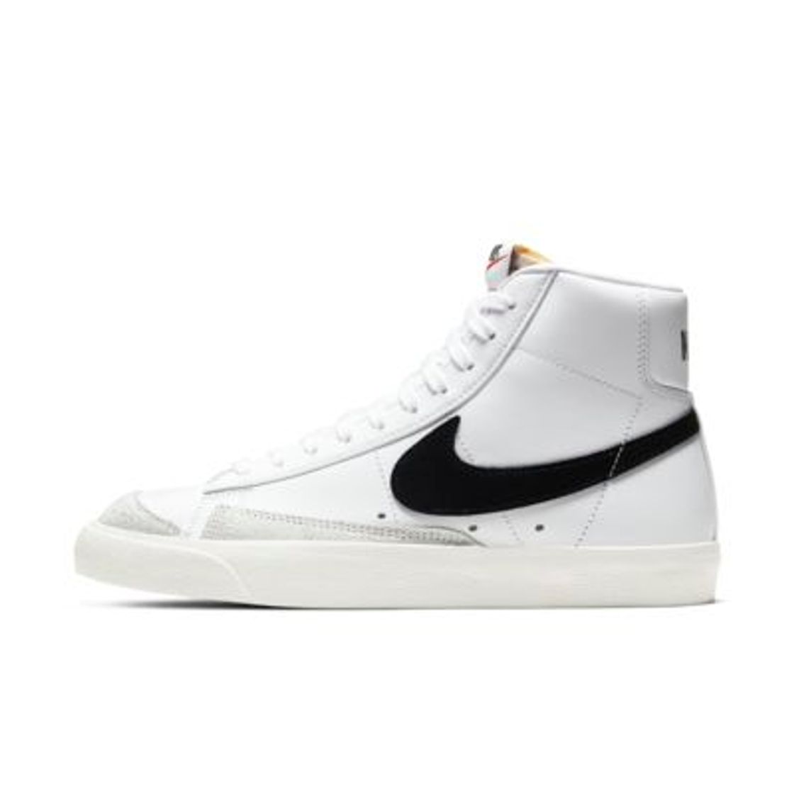 Social Nike Blazer Mid '77 Women's Shoe. Nike LU