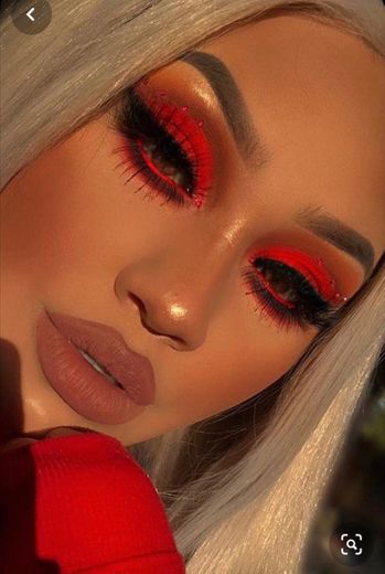 Red Passion Makeup
