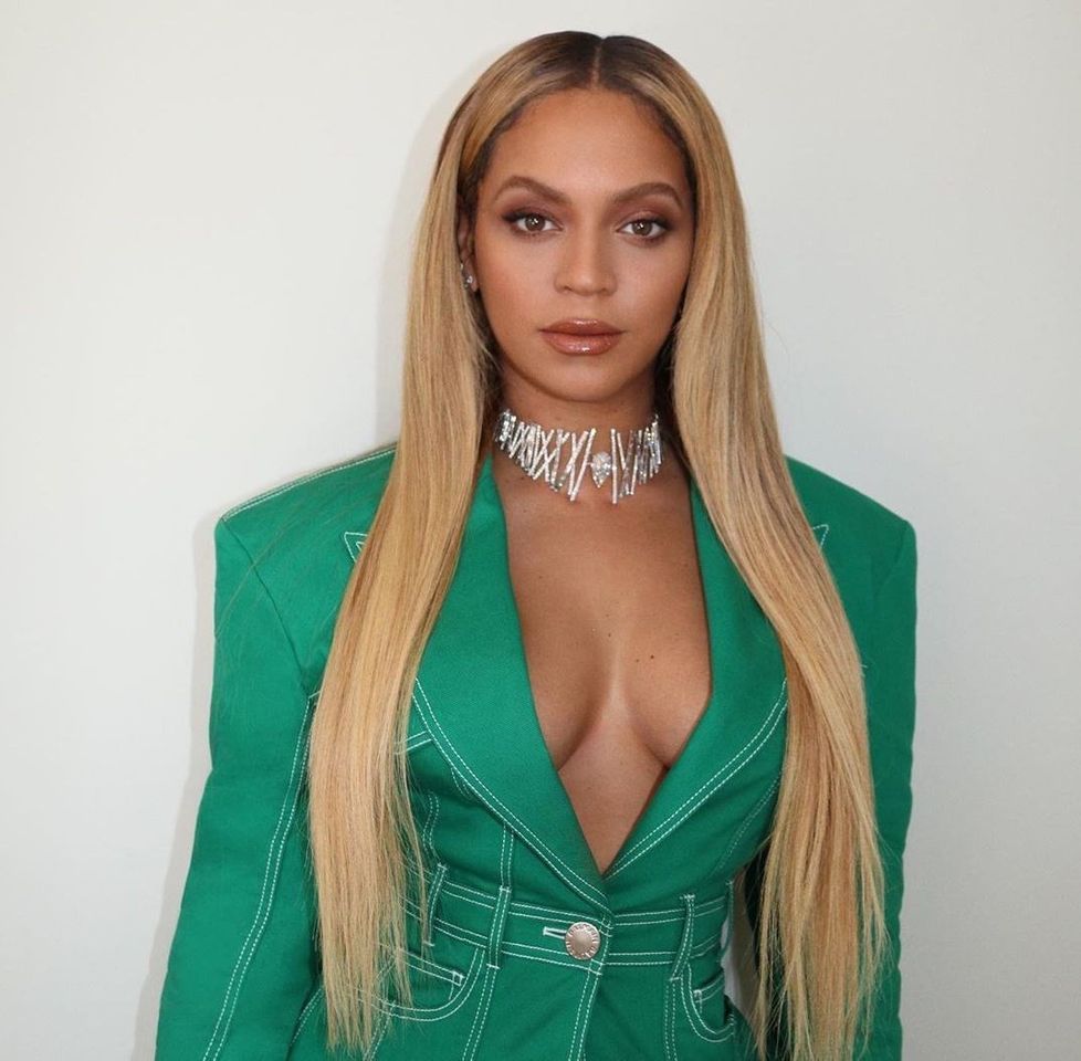 Social Beyoncé