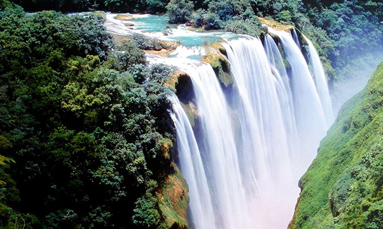 Lugar Cascada de Tamul