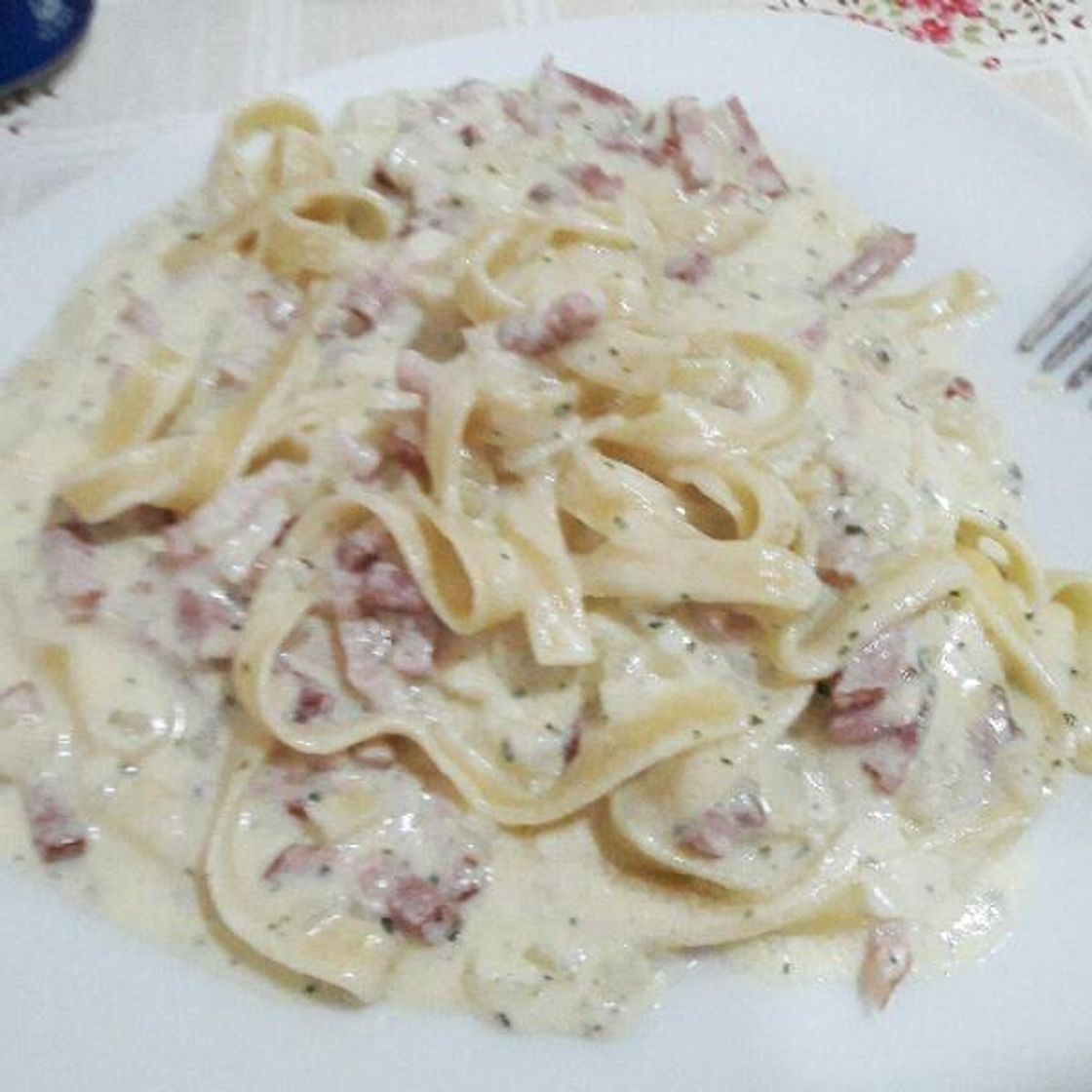 Pasta a la carbonara (Italia)
